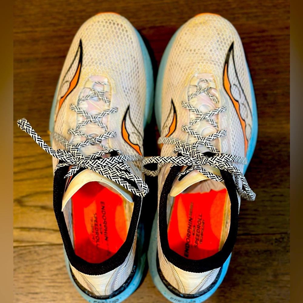 Saucony Endorphins Pro 3 Men USA Size 11 Fog/Vizi Orange color